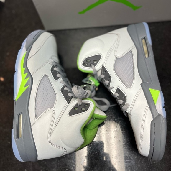 JORDAN 5 RETRO \'GREEN BEAN\' 2022 main image 7